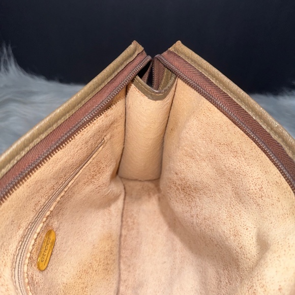 Gucci Plus Vintage Beige and Brown Monogram Pouch - Picture 12 of 12